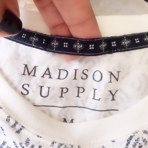 Madison Supply Graphic Tee - Picture 9 of 13